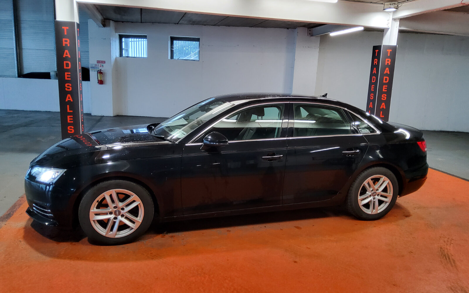 Audi A4 2.0TDI 150HP SE Ultra
