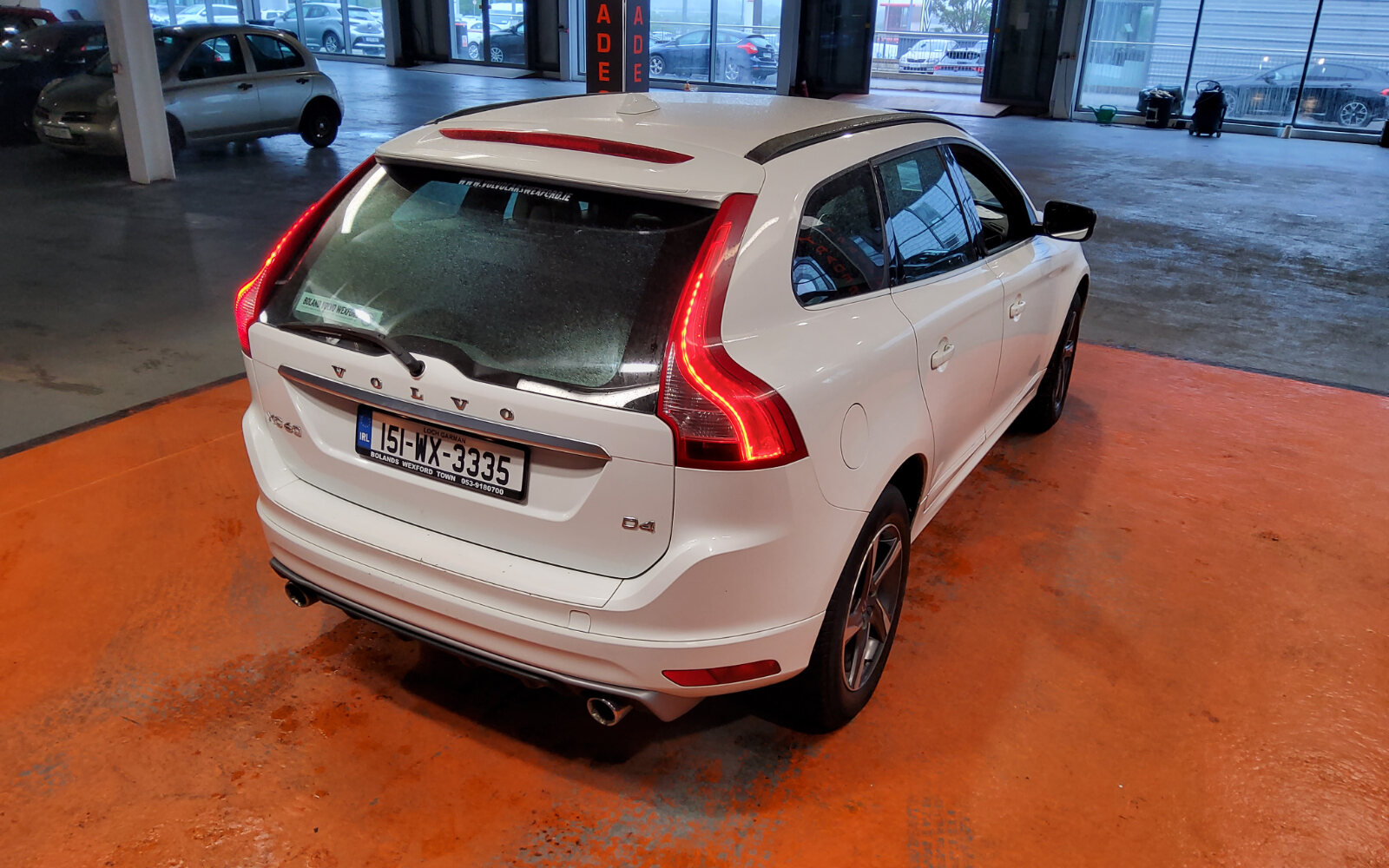 Volvo XC60 D4 (181hp) FWD R-Design