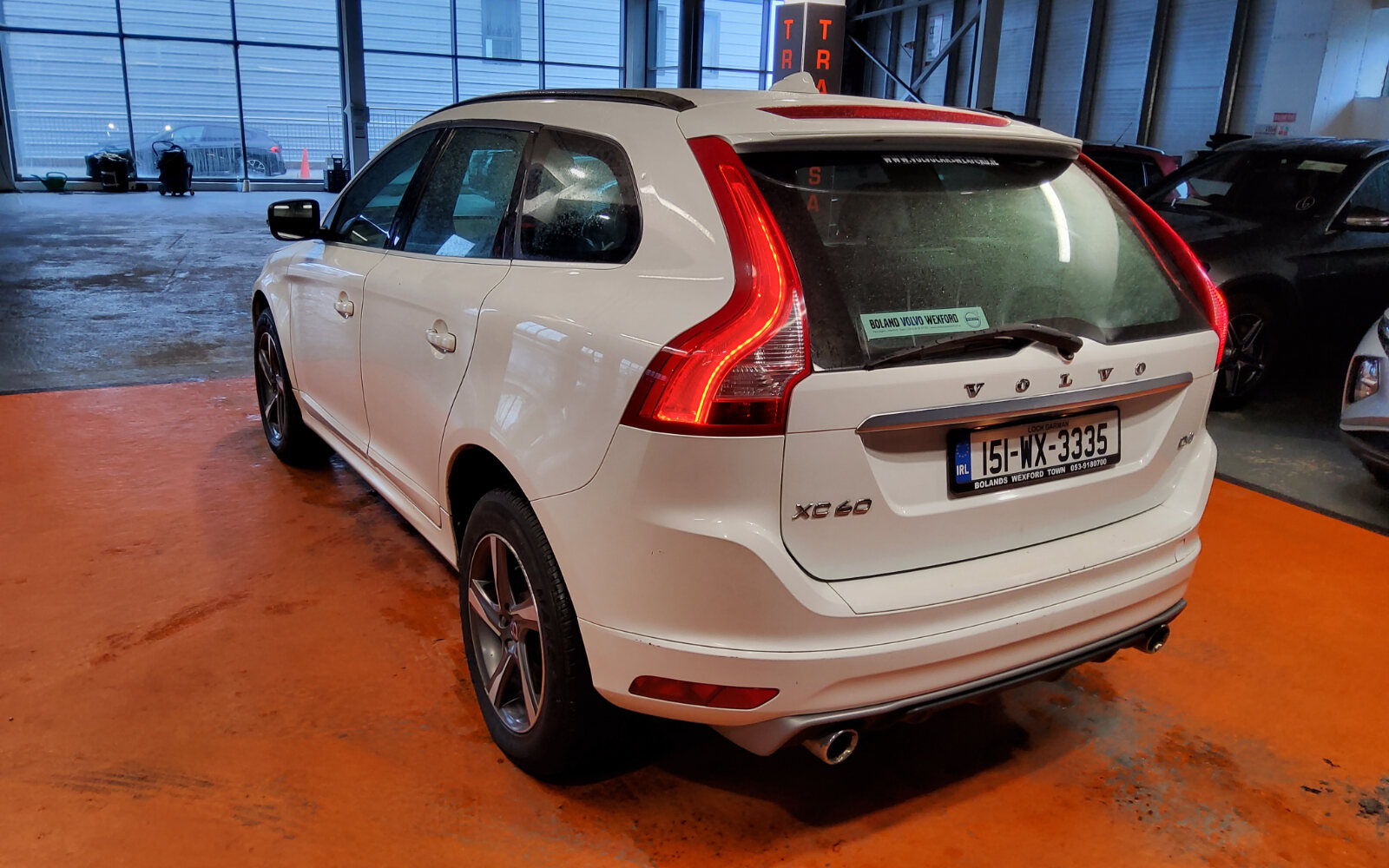 Volvo XC60 D4 (181hp) FWD R-Design