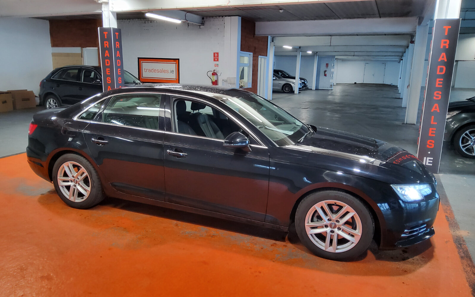 Audi A4 2.0TDI 150HP SE Ultra