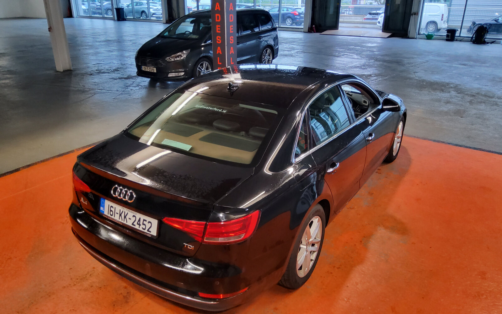 Audi A4 2.0TDI 150HP SE Ultra
