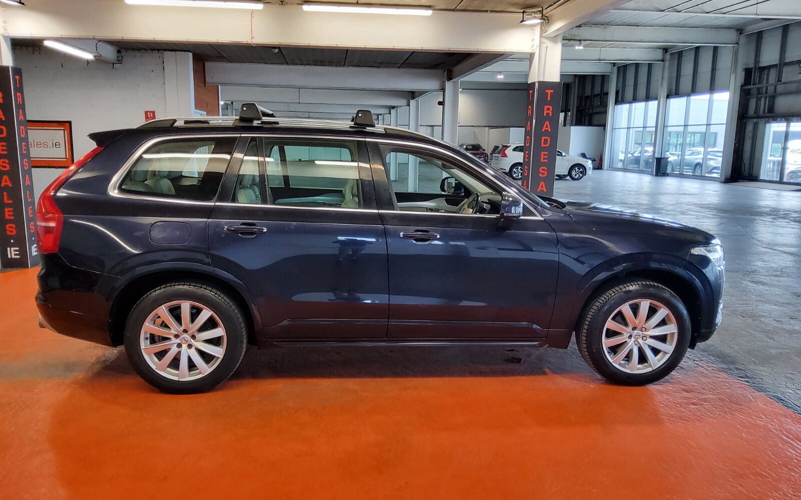 Volvo XC90 D4 (190hp) FWD Momentum Geartronic