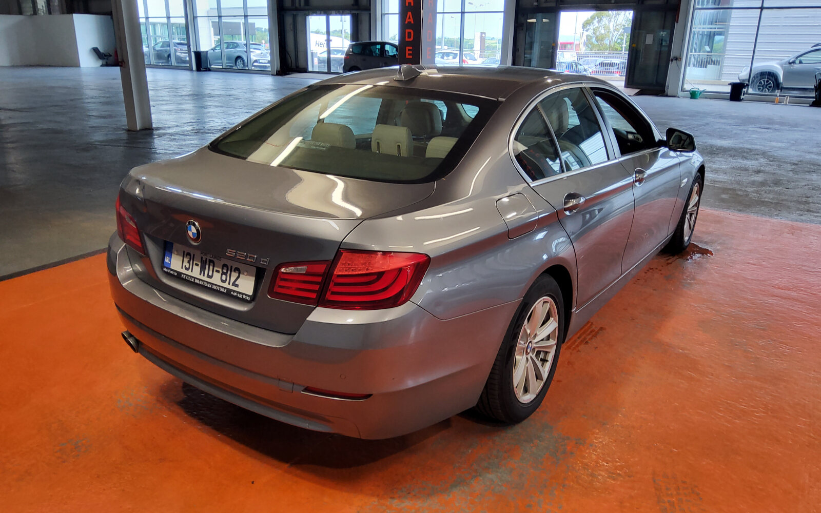 BMW 5-Series 520D EFFICIENTDYNAMICS