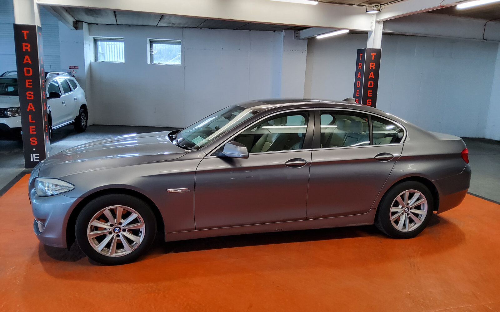 BMW 5-Series 520D EFFICIENTDYNAMICS