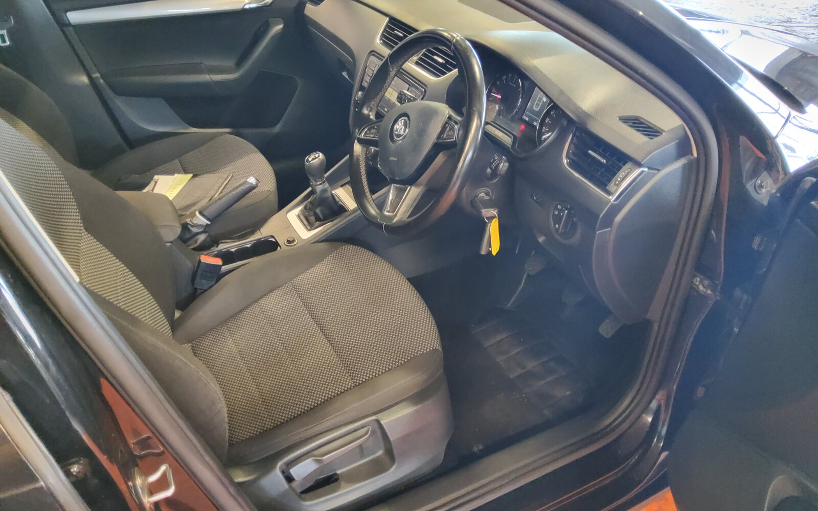 Skoda Octavia AMBITION 1.6TDI 90HP