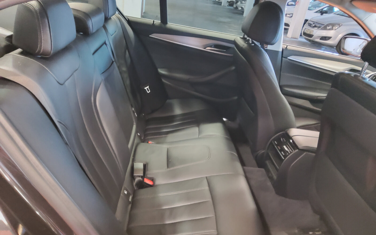 BMW 5-Series 520d SE 18&quot; Auto