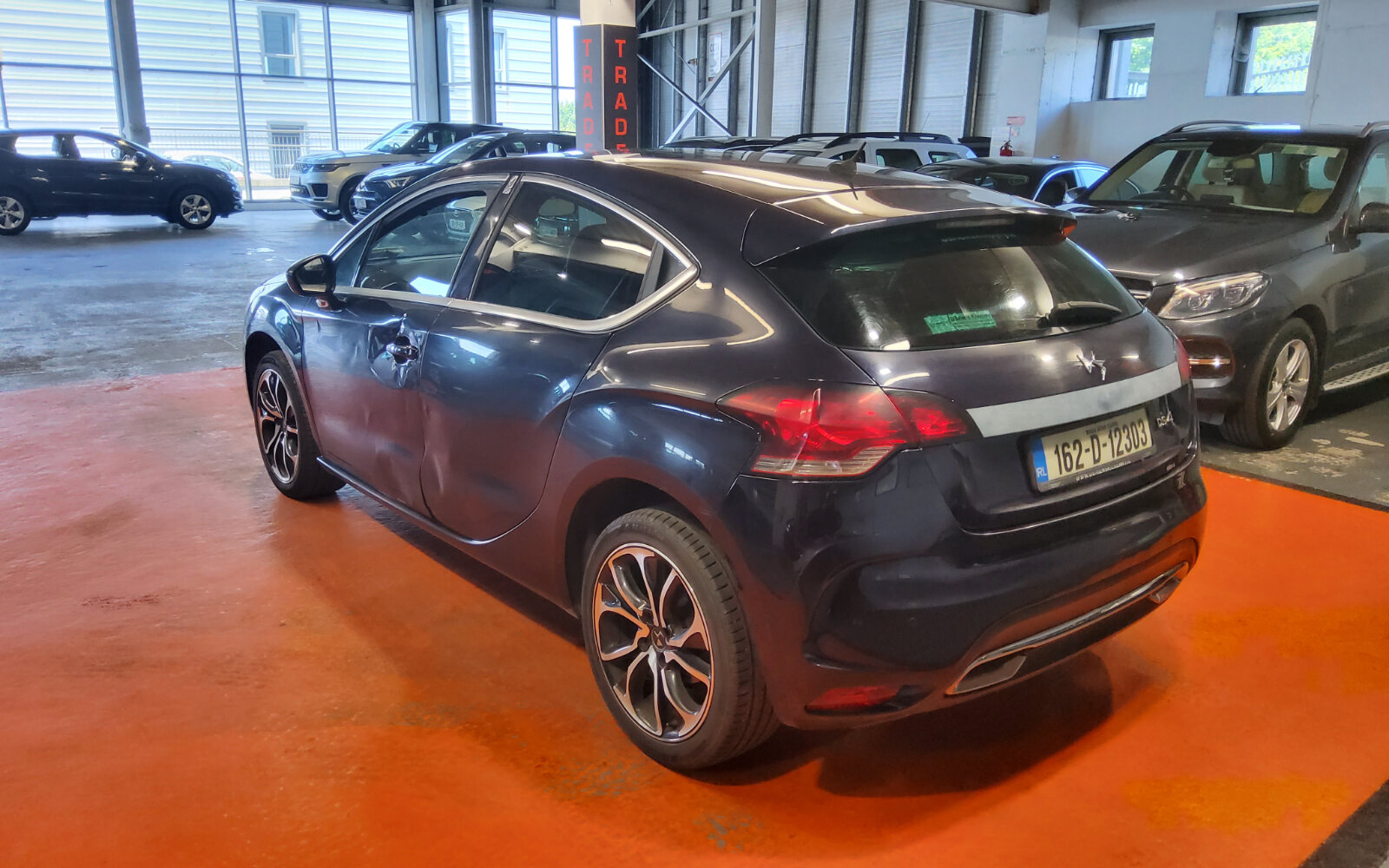 DS Automobiles DS 4 BlueHDi 120 S&S 6-speed manual Prestige