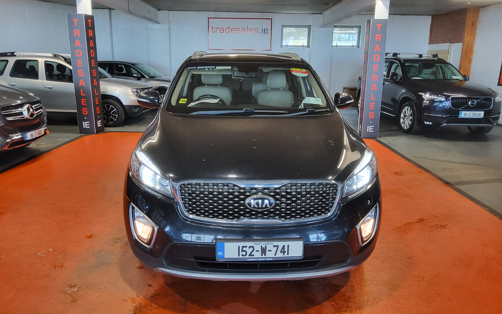 Kia Sorento Platinum AWD (7 seats)