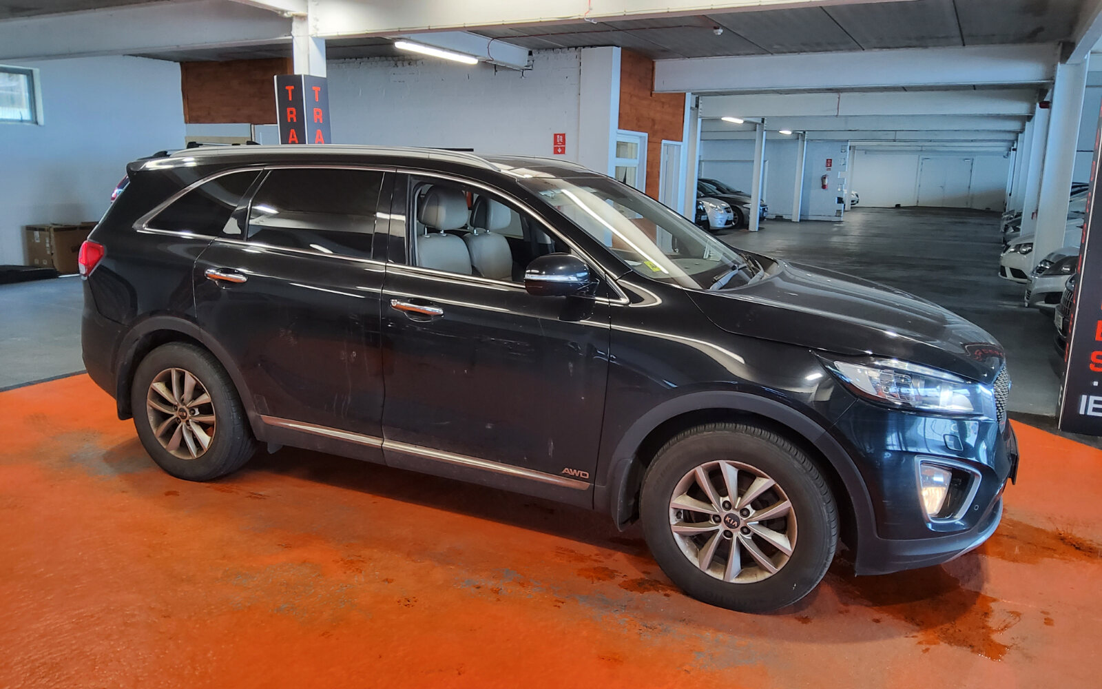 Kia Sorento Platinum AWD (7 seats)