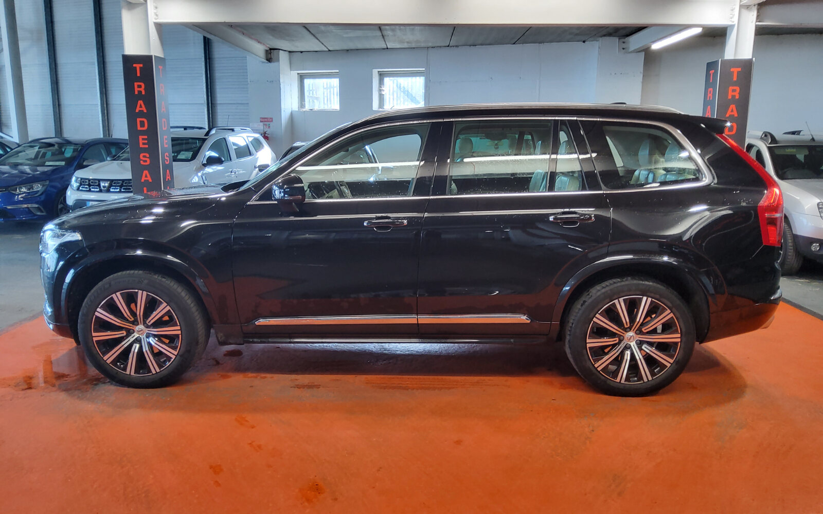 Volvo XC90 B5 (235hp) AWD Inscription Auto