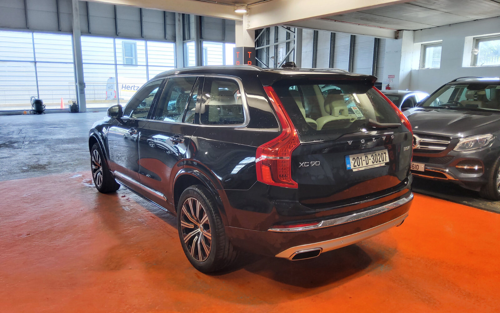 Volvo XC90 B5 (235hp) AWD Inscription Auto