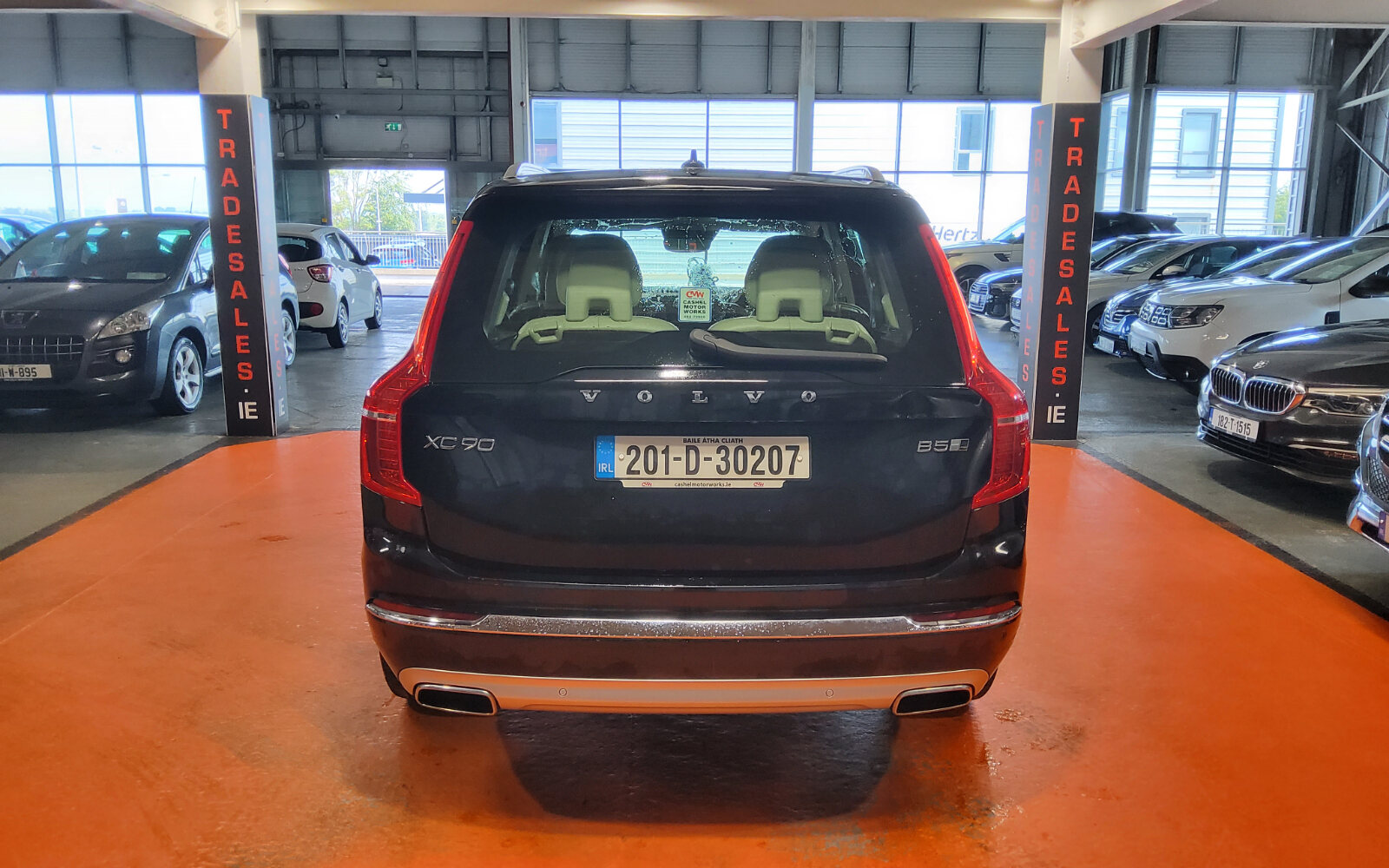 Volvo XC90 B5 (235hp) AWD Inscription Auto