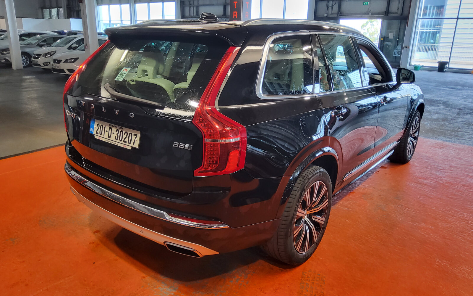 Volvo XC90 B5 (235hp) AWD Inscription Auto