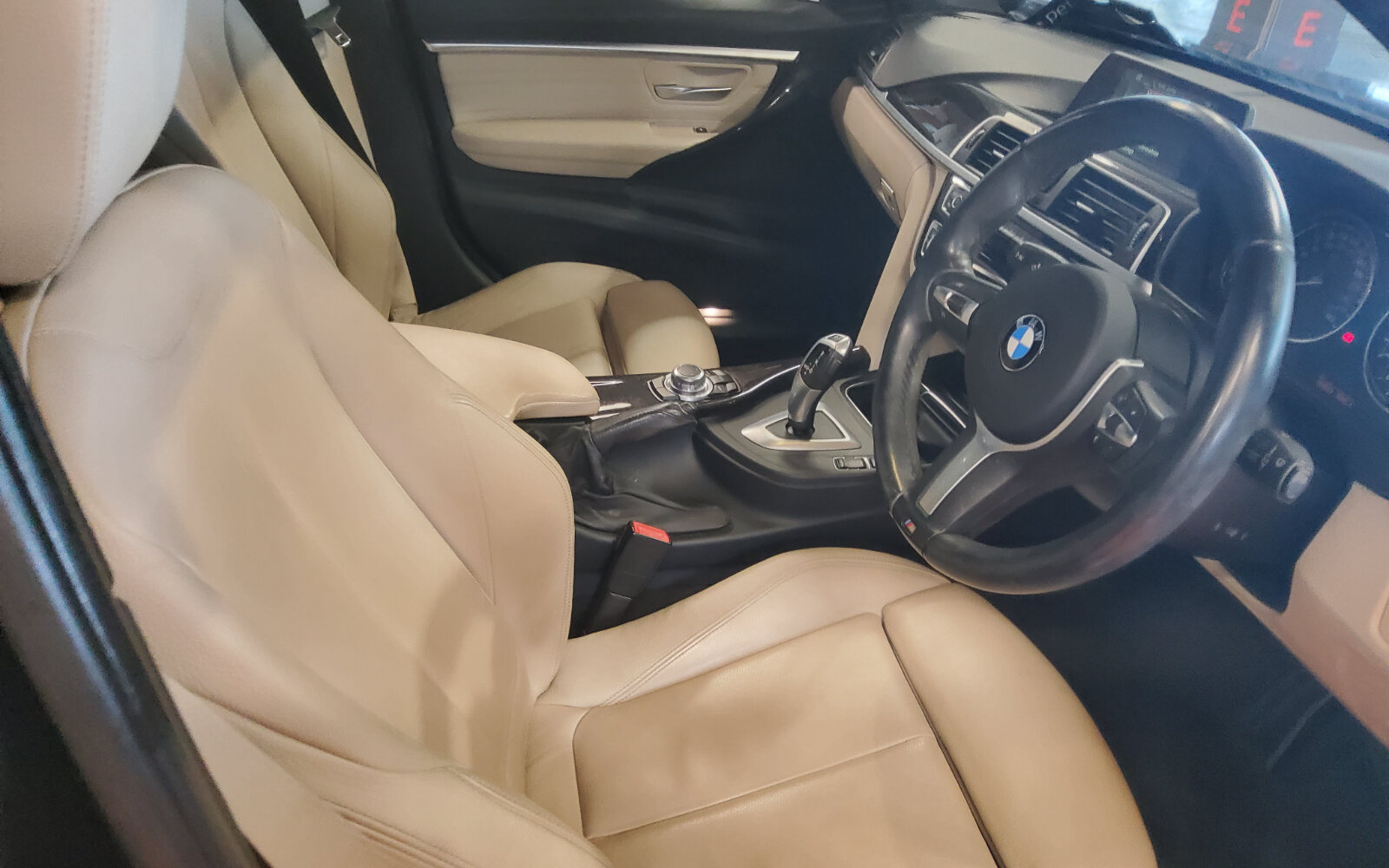 BMW 3-Series 318d M Sport