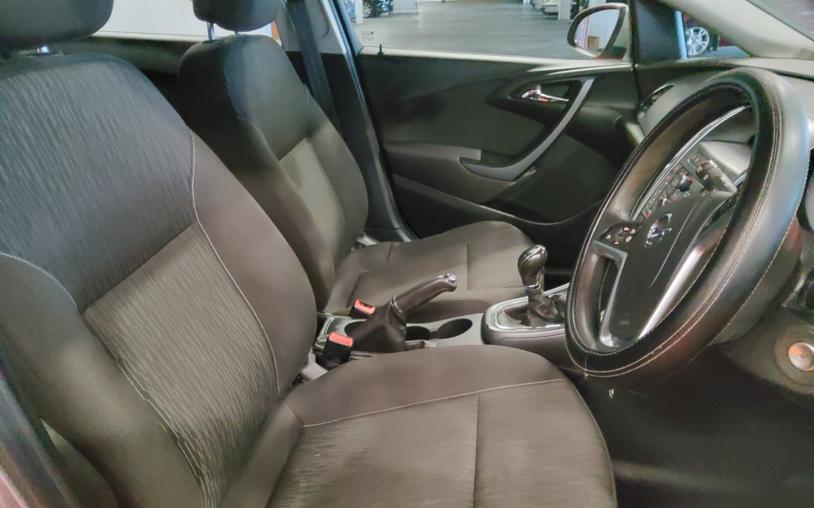Opel Astra 1.6 CDTI 110PS SC