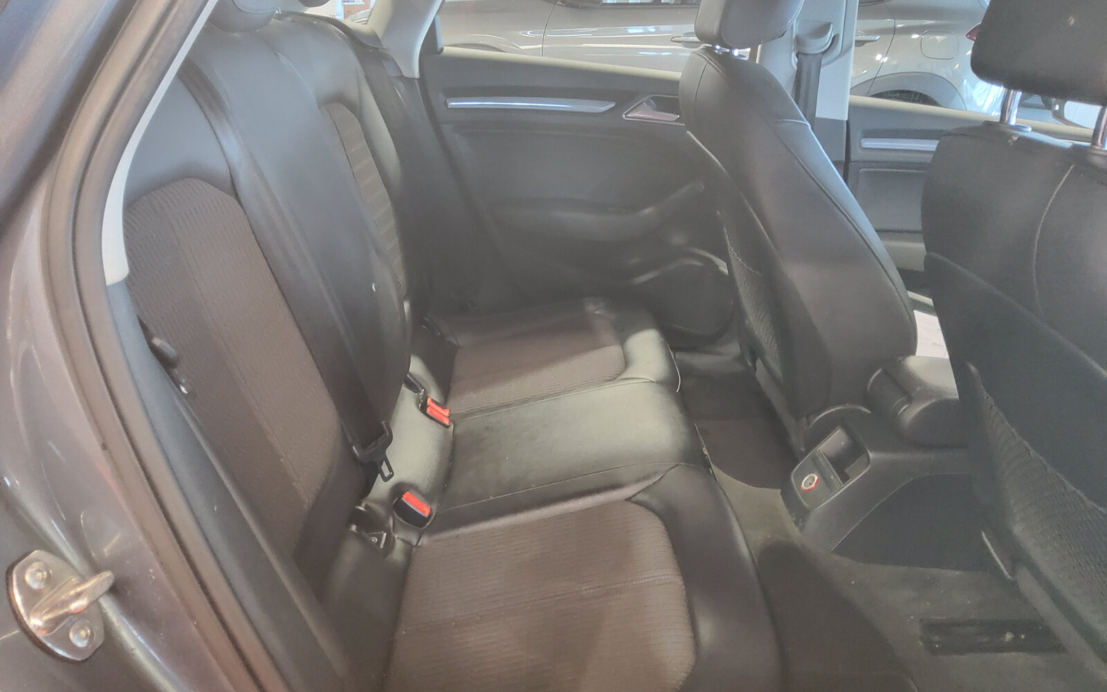 Audi A3 1.6 TDI S TRONIC SE