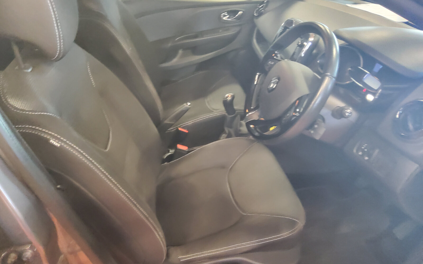 Renault Clio 1.2 16V 75 DYNAMIQUE