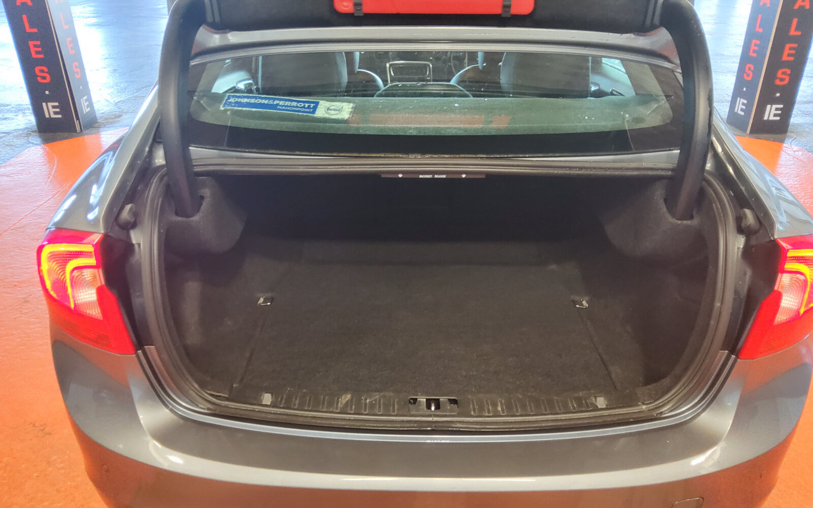 Volvo S60 D2 (120hp) SE Geartronic