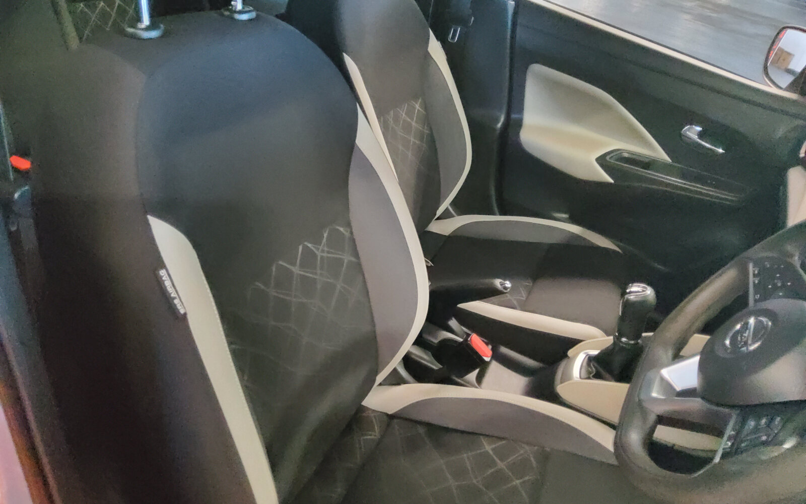 Nissan Micra 1.0 73ps SV