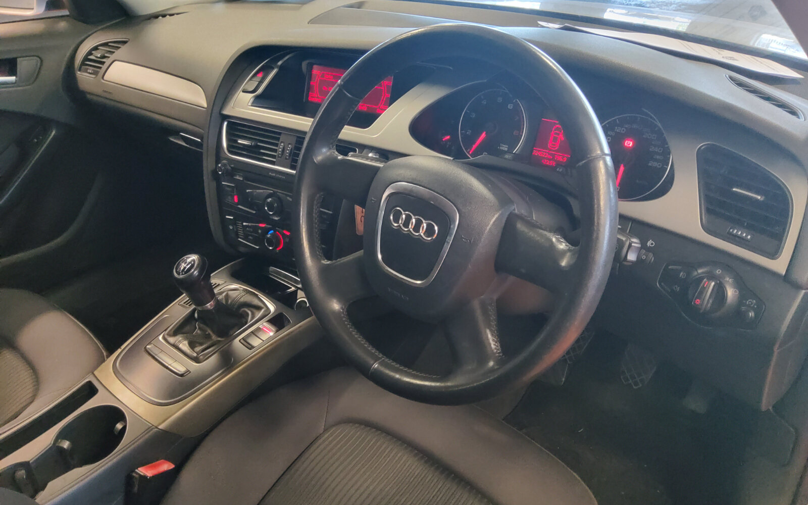 Audi A4 1.8 TFSI 160BHP