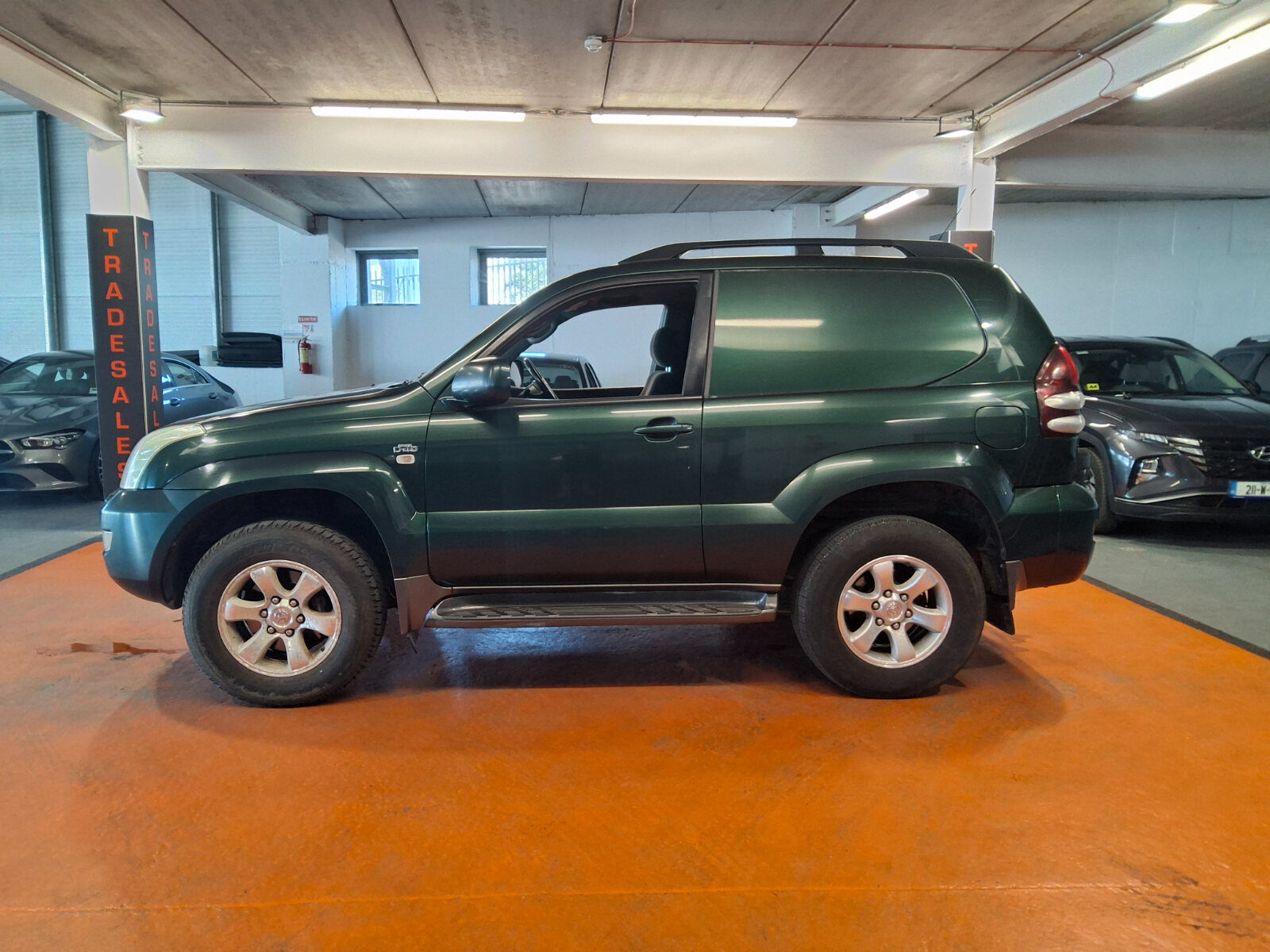 Toyota Land Cruiser 