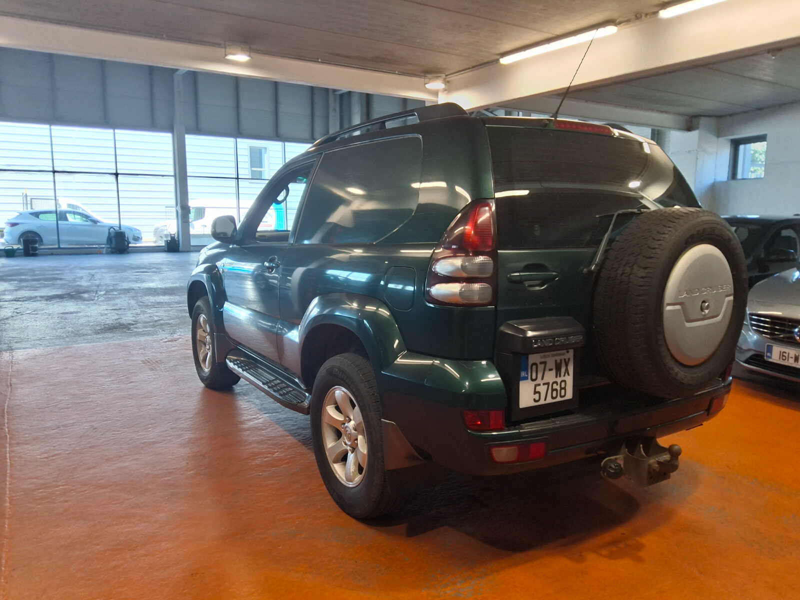 Toyota Land Cruiser 