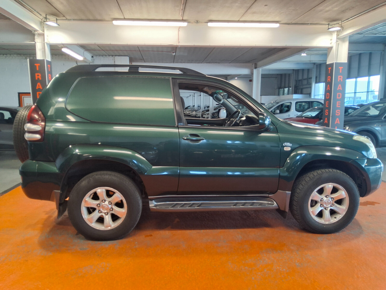 Toyota Land Cruiser 