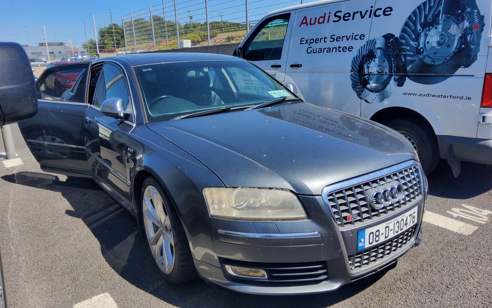Audi S8 5.2 TIPTRONIC QUATTRO