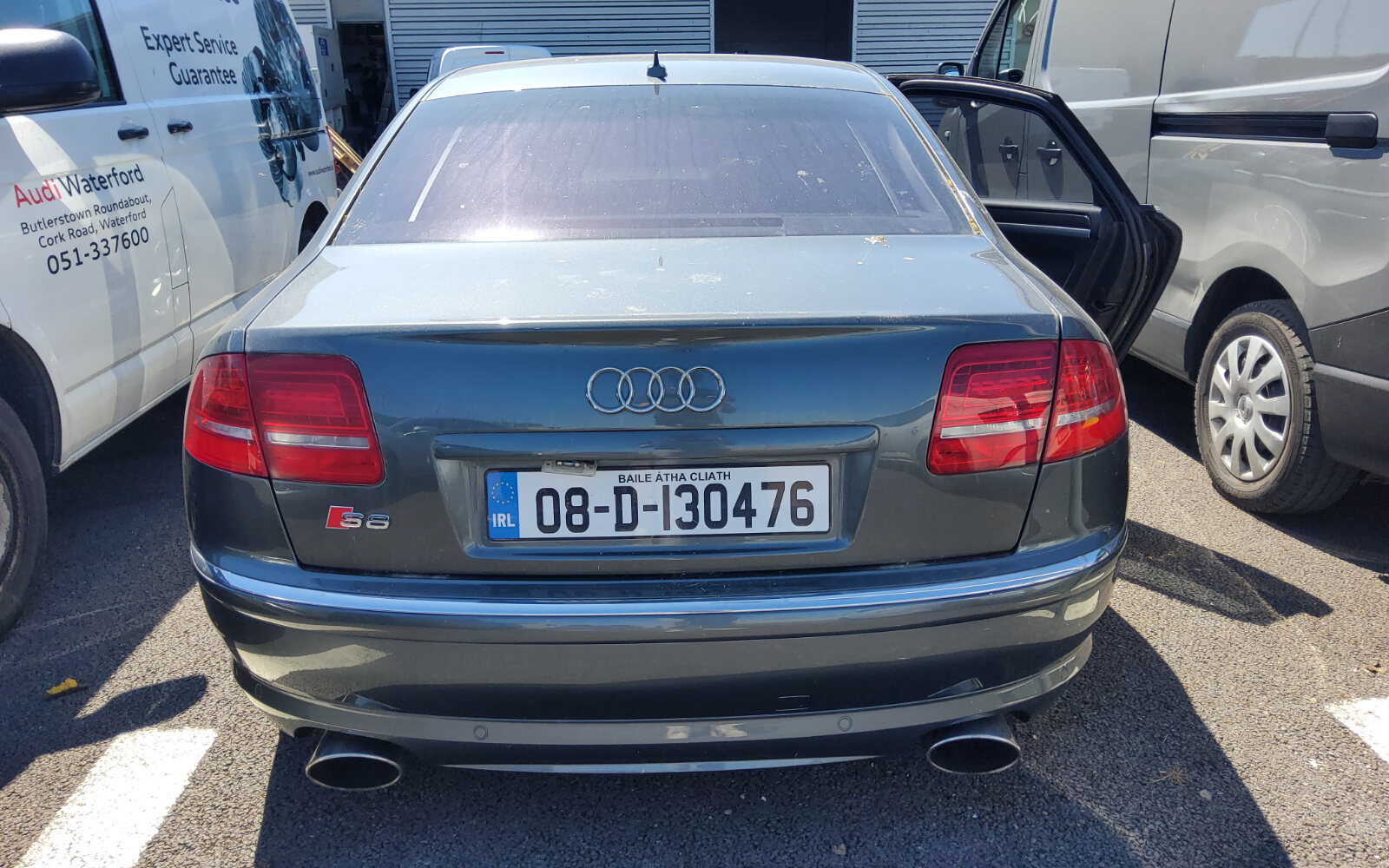 Audi S8 5.2 TIPTRONIC QUATTRO