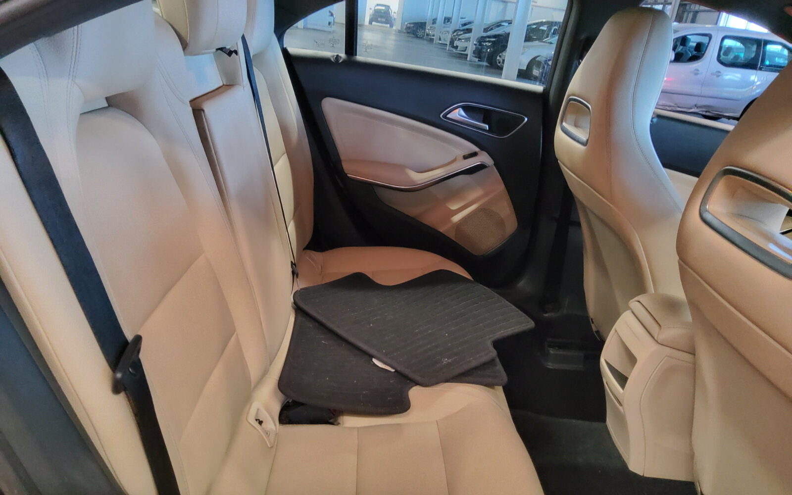 Mercedes-Benz CLA CLA 180 D URBAN