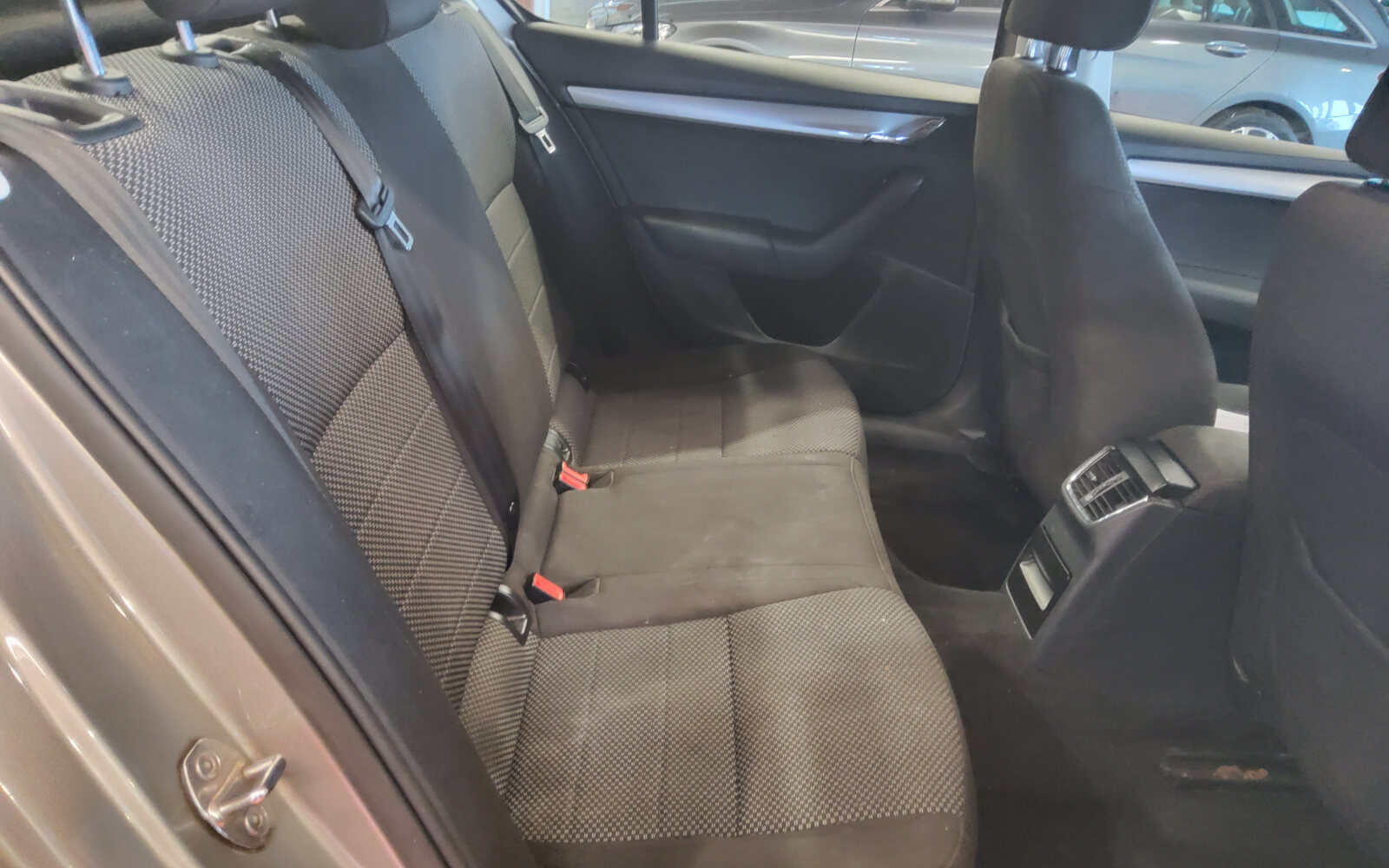 Skoda Octavia AMBITION 1.6TDI 110HP DSG