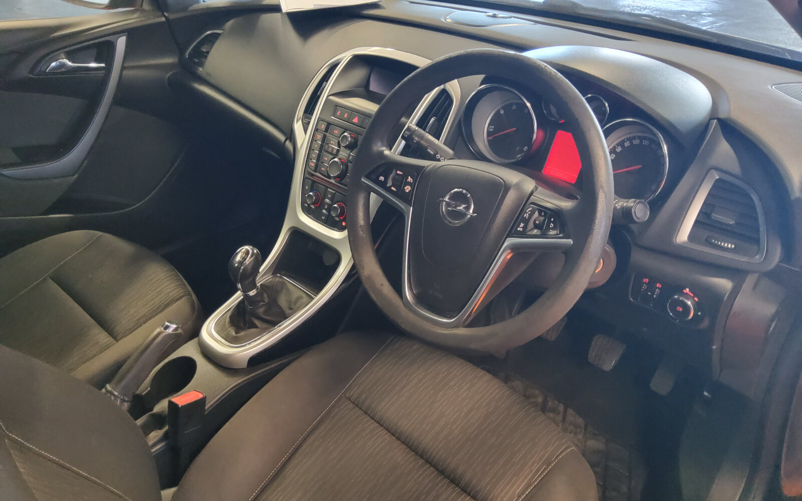 Opel Astra 1.6 CDTI 110PS SC