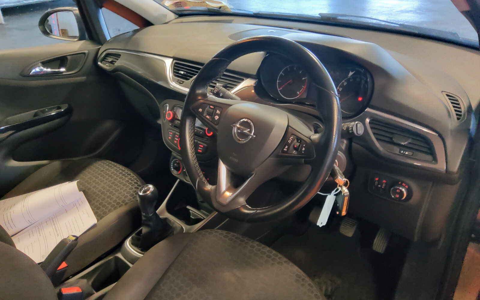 Opel Corsa 1.4i petrol 90hp Excite