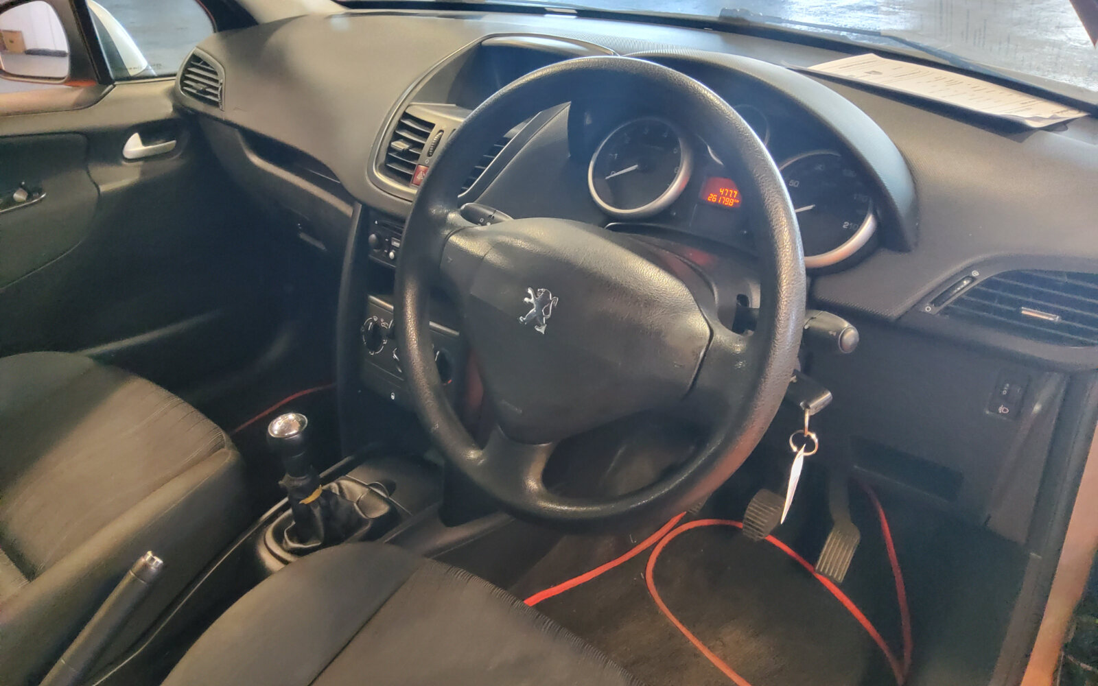 Peugeot 207 1.4 75 bhp S