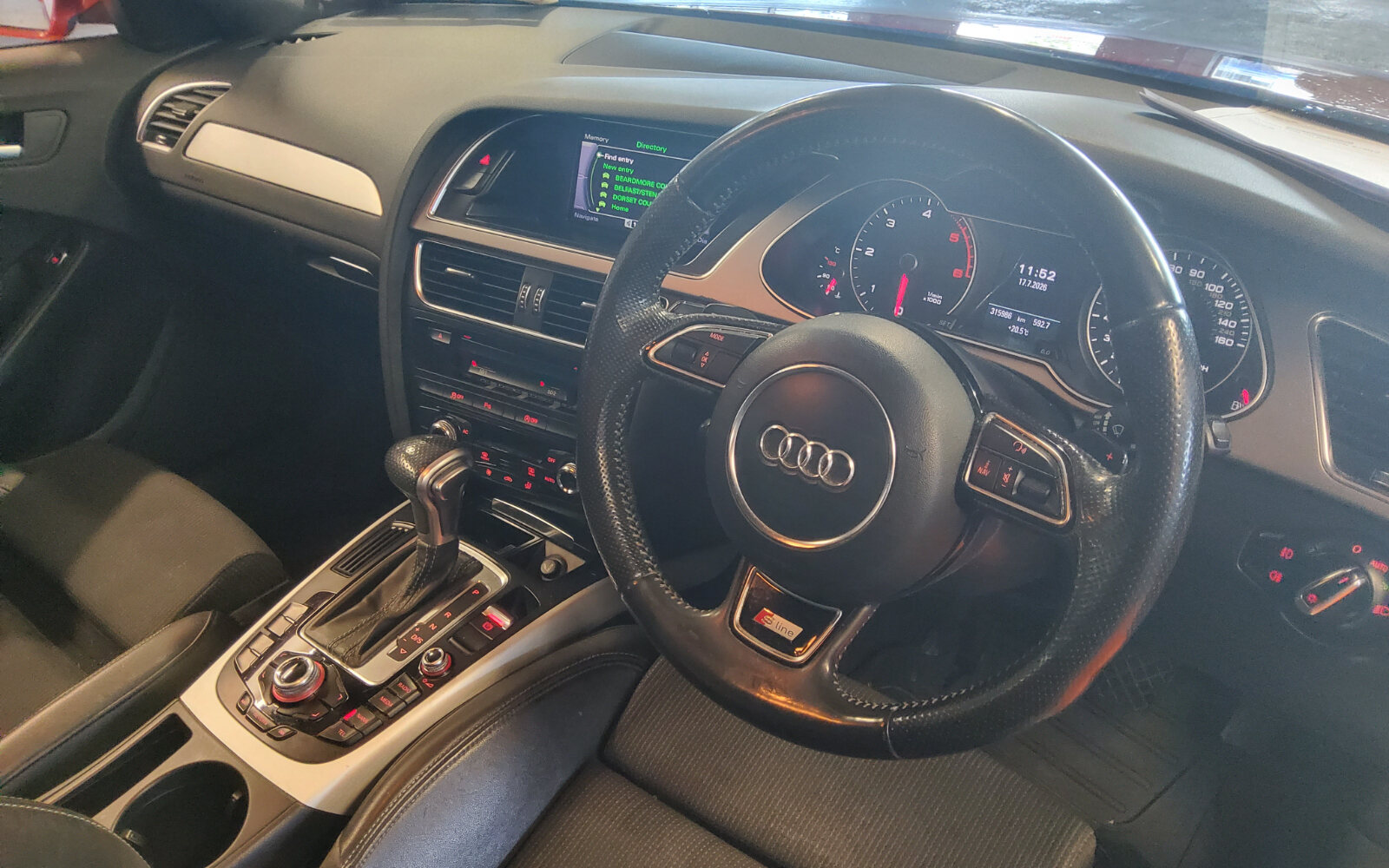 Audi A4 2.0 TDI 143BHP MULTITRONIC S LINE