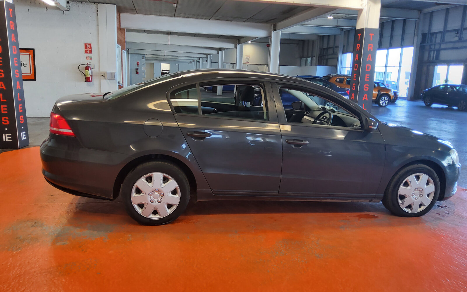 Volkswagen Passat 1.6 TDI TRENDLINE BLUEMOTION TECHNOLOGY