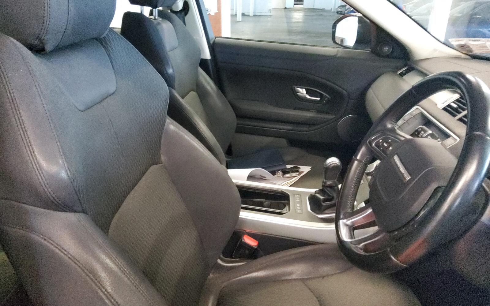 Land Rover Range Rover Evoque 2.0 TD4 Pure