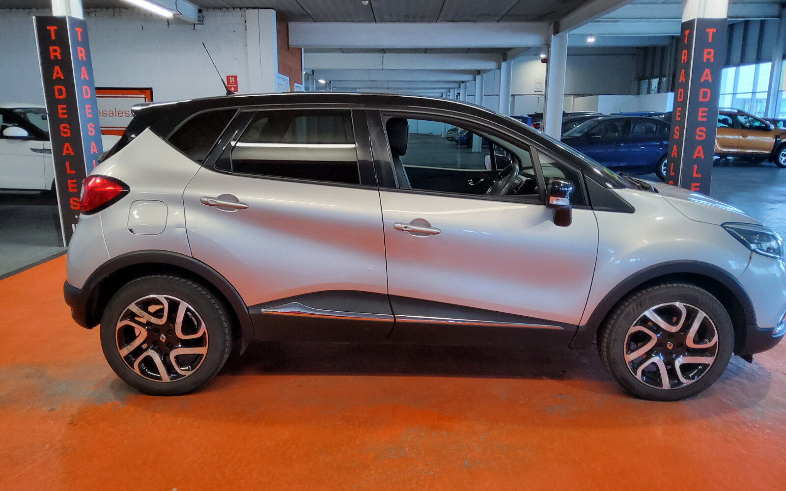 Renault Captur dCi 90 S&S SIGNATURE
