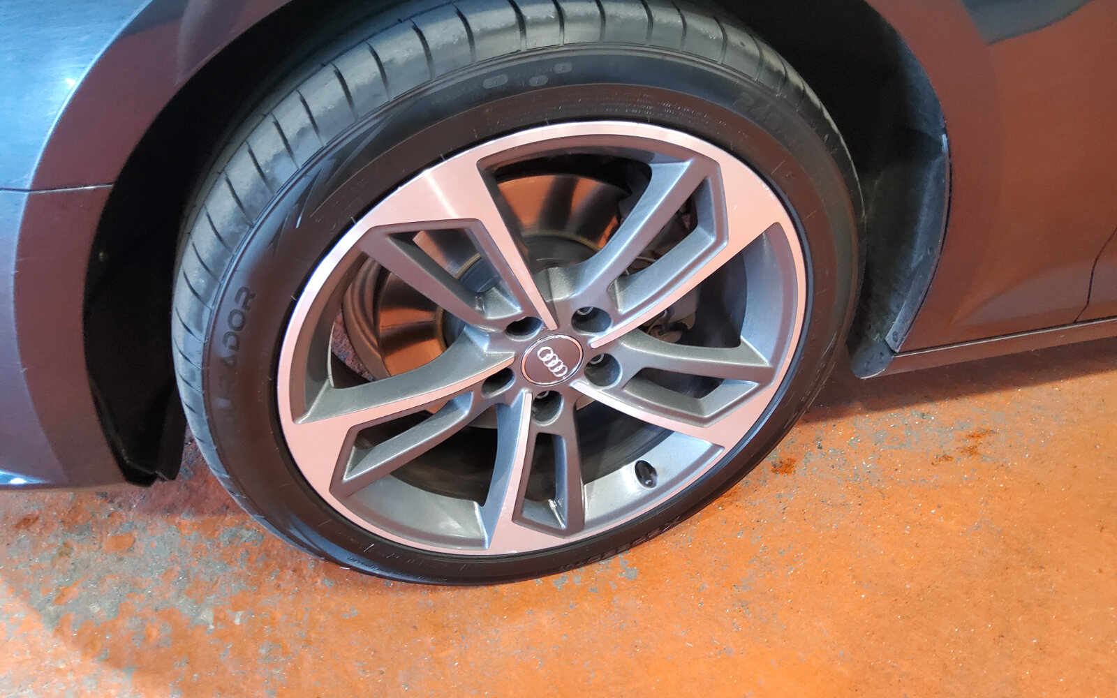 Audi A4 2.0TDI 122HP SE Ultra