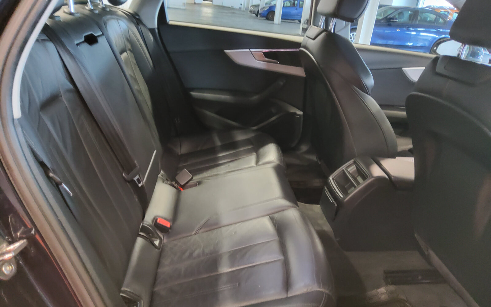 Audi A4 2.0TDI 122HP SE Ultra