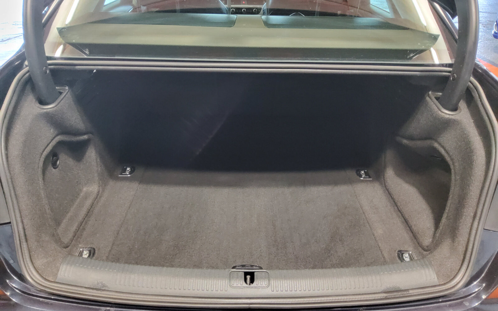 Audi A4 2.0TDI 122HP SE Ultra