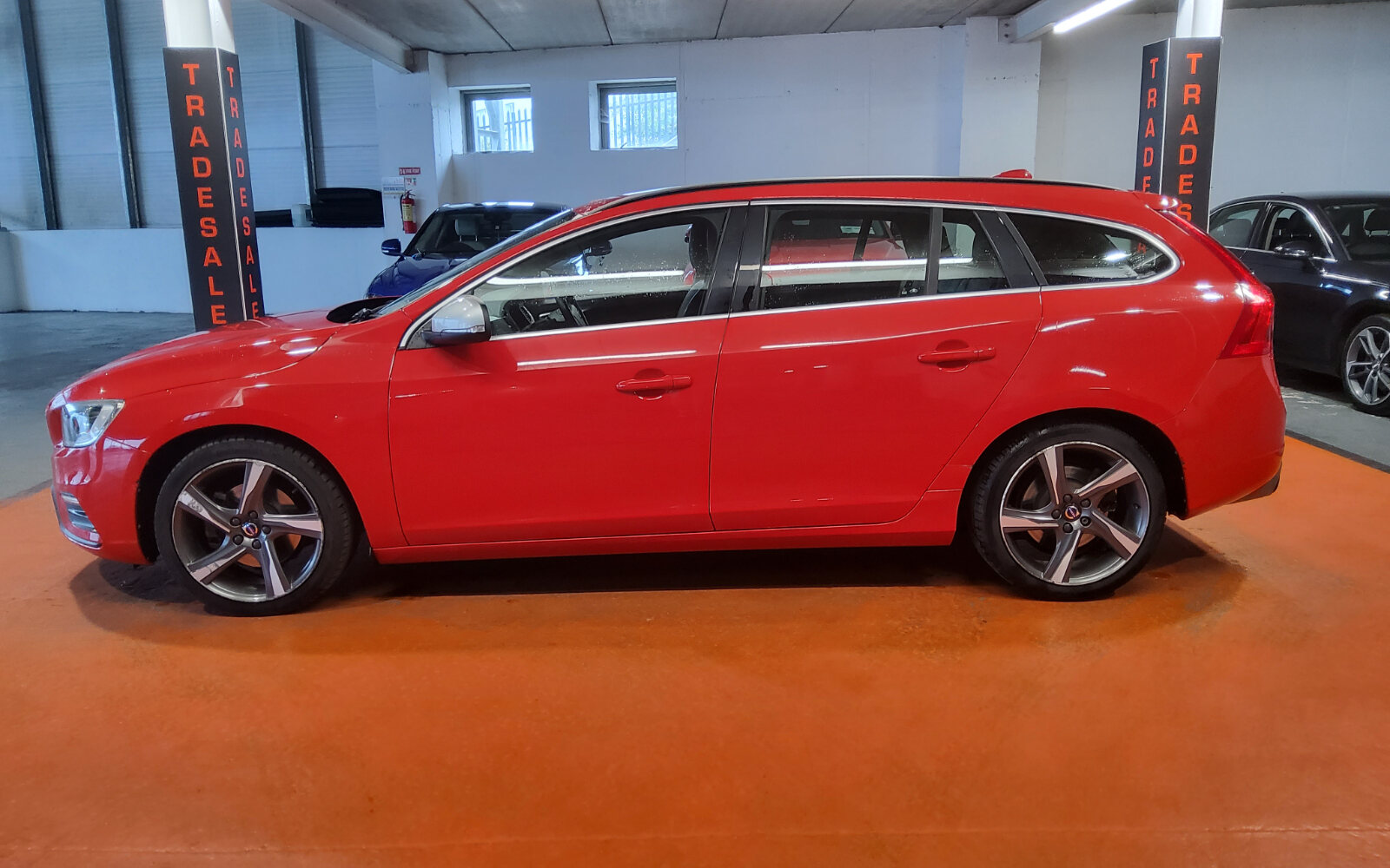 Volvo V60 D2 (120hp) R-DESIGN