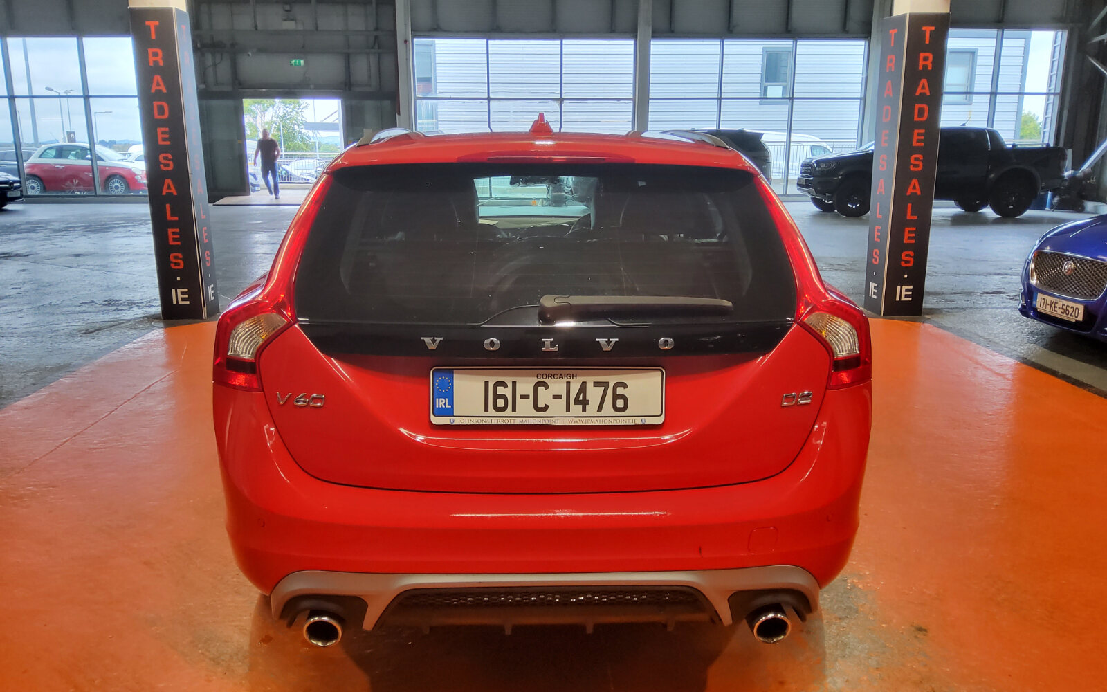 Volvo V60 D2 (120hp) R-DESIGN