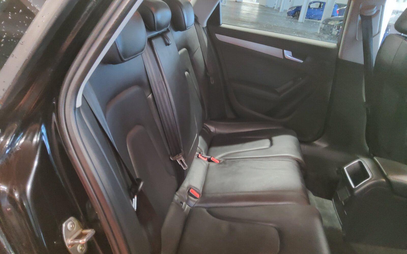 Audi A4 2.0TDI 150HP SE Ultra