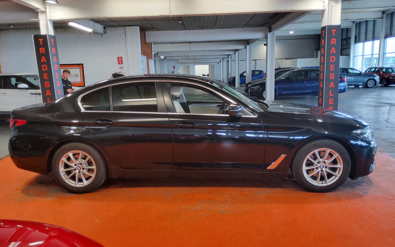 BMW 5-Series 520d SE (MHT)