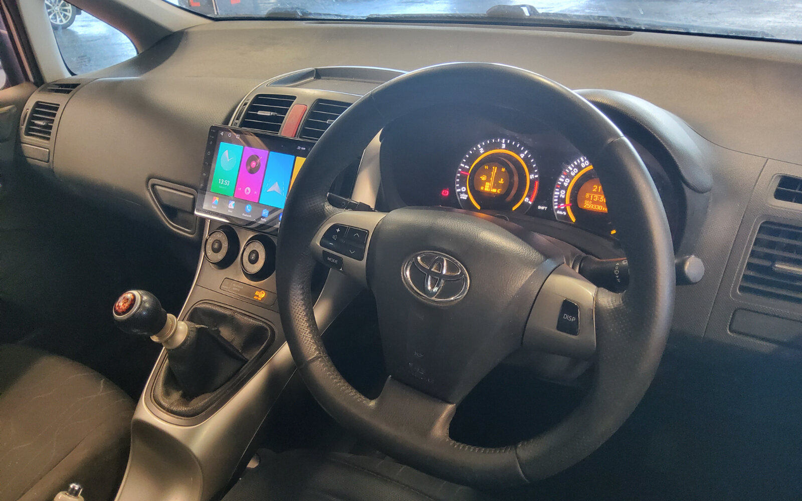 Toyota Auris 1.4 D-4D Aura