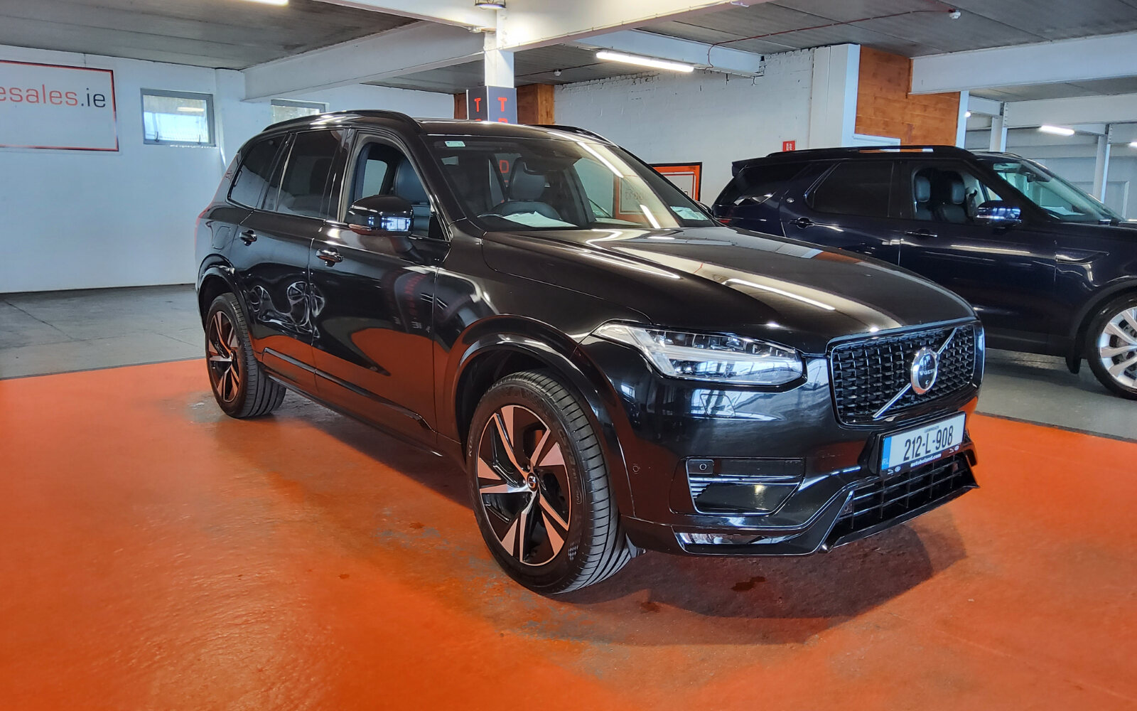 Volvo XC90 B5 MILD HYBRID (235hp) R-Design Auto AWD