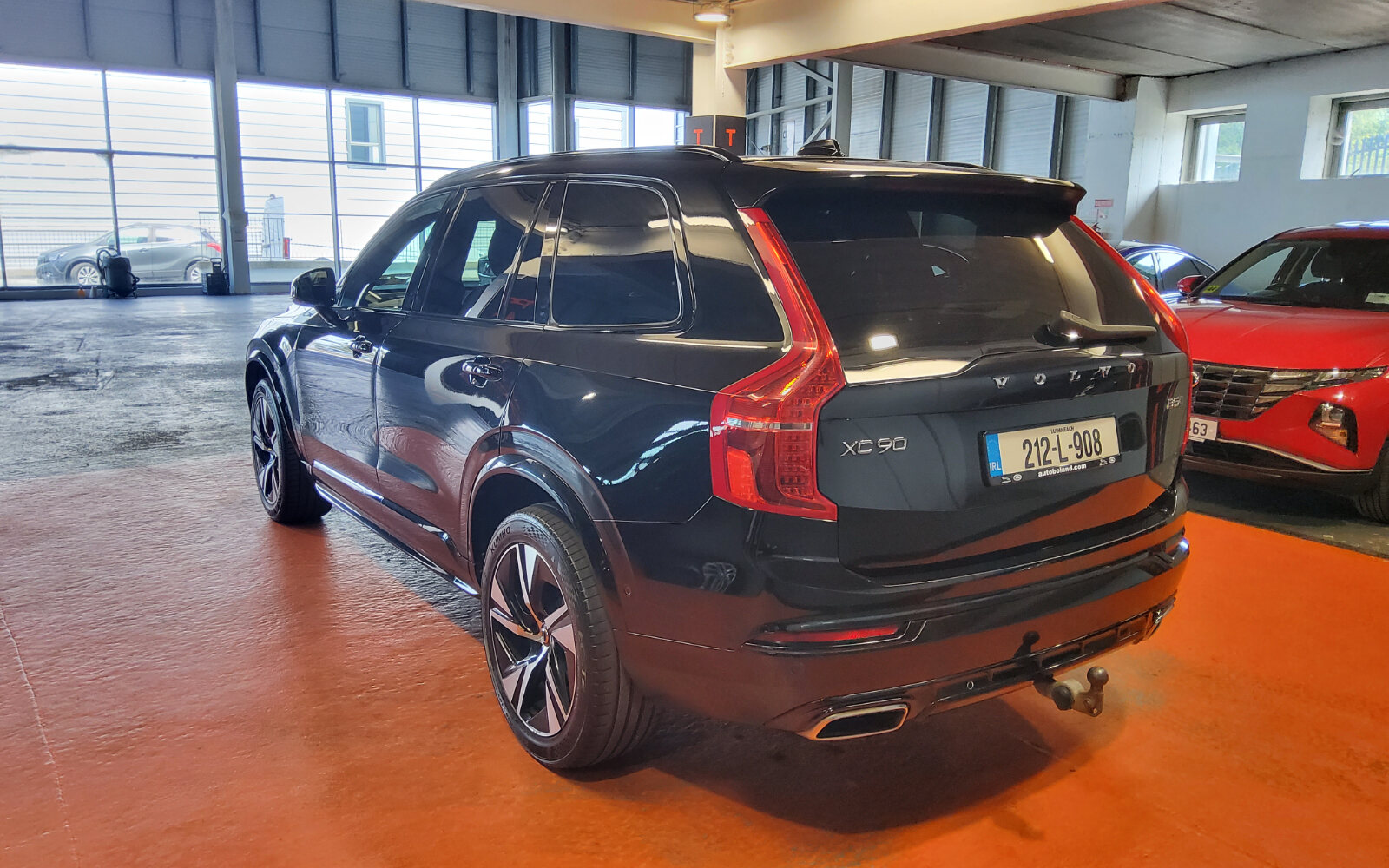 Volvo XC90 B5 MILD HYBRID (235hp) R-Design Auto AWD