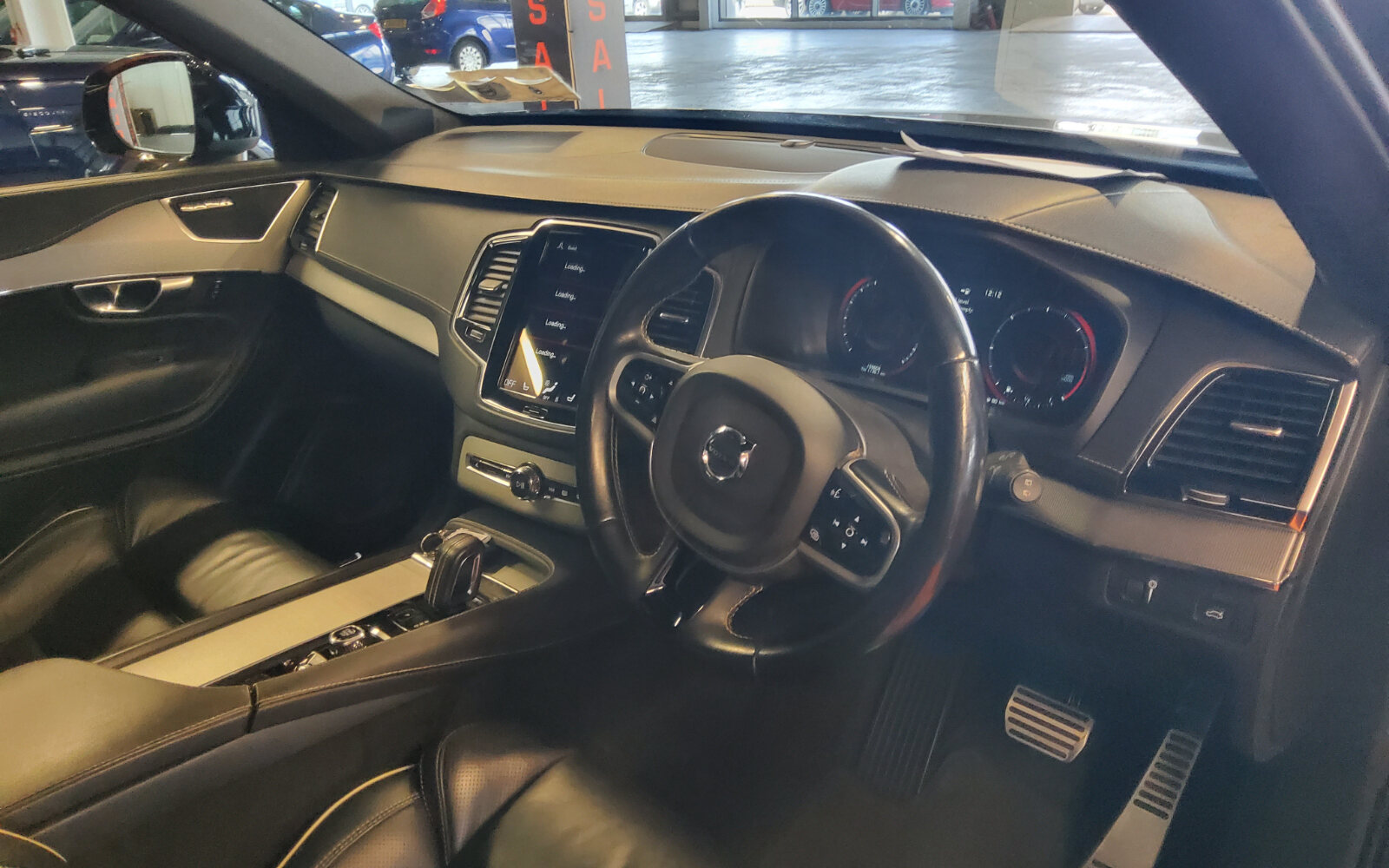 Volvo XC90 B5 MILD HYBRID (235hp) R-Design Auto AWD