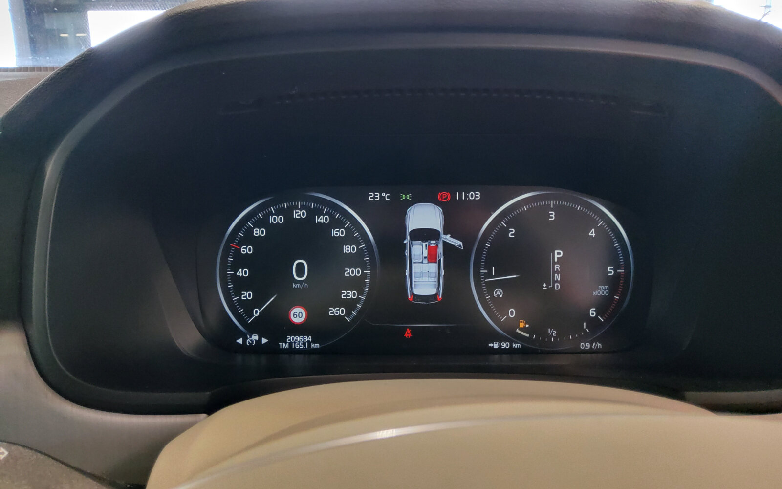 Volvo V90 D4 (190hp) Momentum Auto